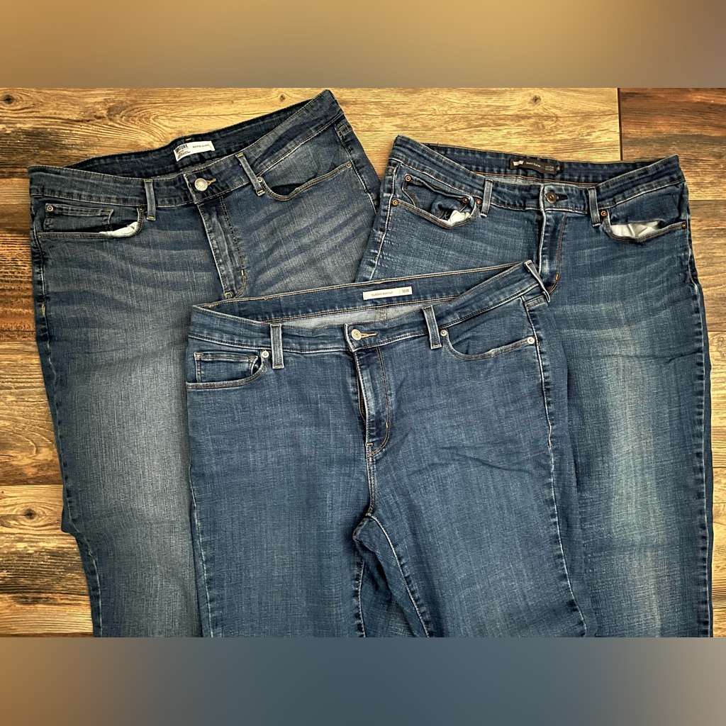 Women's Levis Jeans Bundle